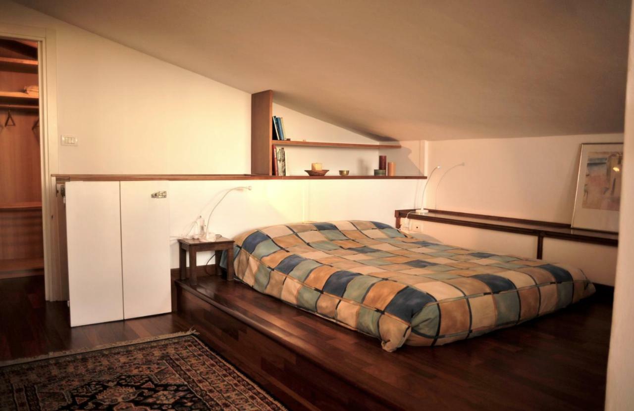 B&B Fiera - Mini Attico Bologna Kültér fotó